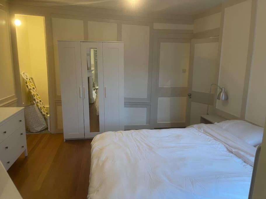Spacious 2 Bedroom Apartment In The Heart Of Soho. Londres Exterior foto